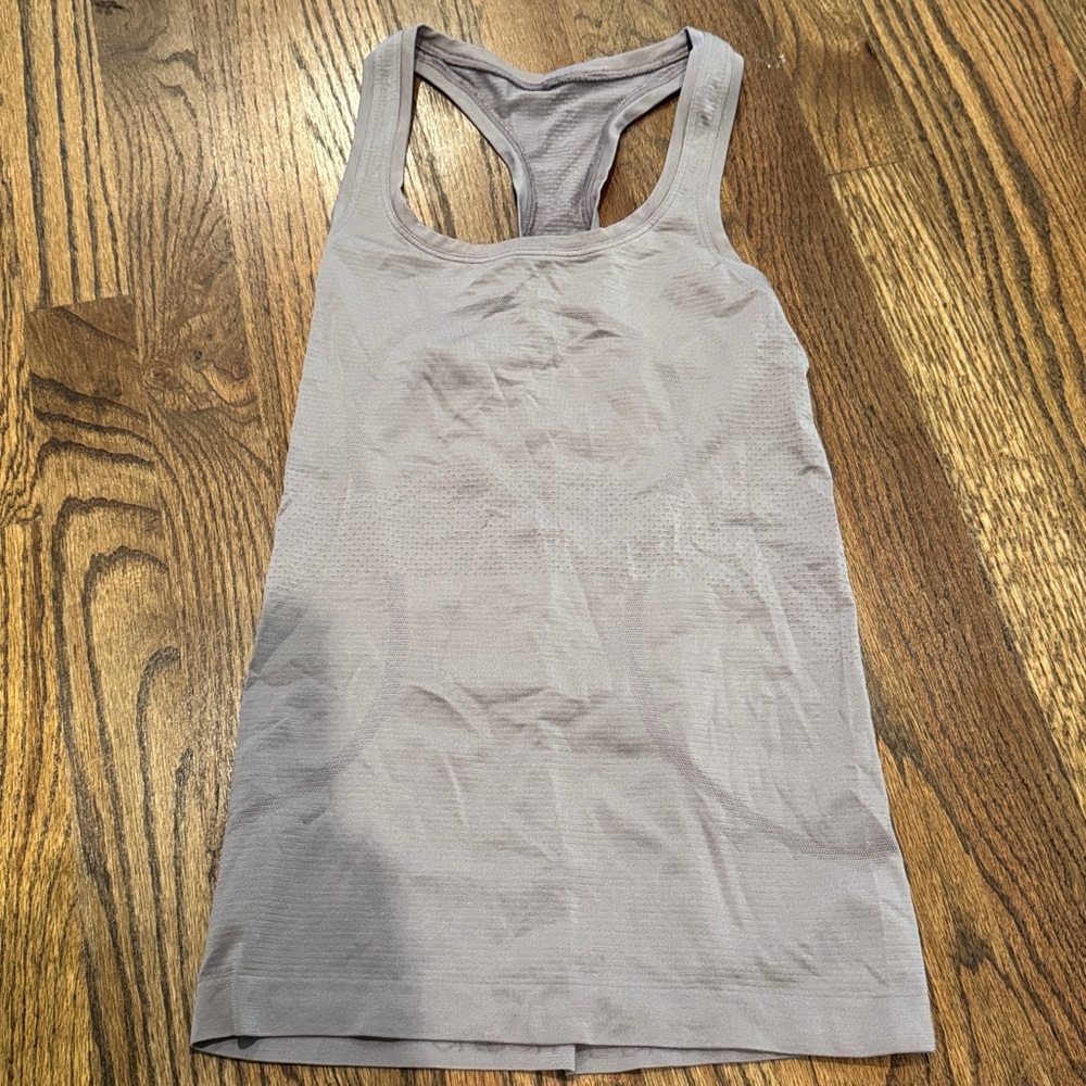 Dark grey lululemon tank 2, in great condition